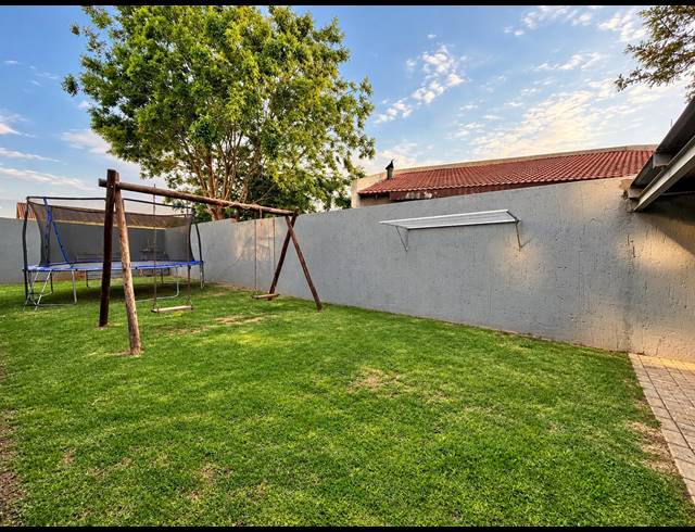3 BEDROOM HOUSE FOR SALE IN RIVERSDALE